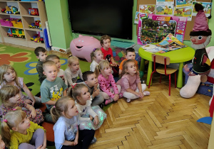 teatrzyk o właściwym zachowywaniu się w lesie
