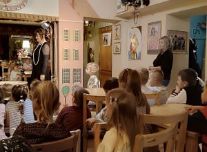 Wycieczka do Baśniowej Kawiarenki na przedstawienie pt. "Kot w butach"