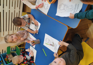 Dzień Kredki w grupie Krasnoludki