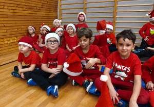 Grupa Jagód podczas balu