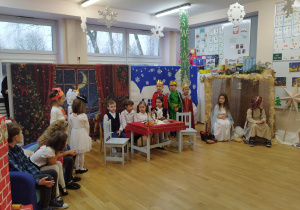 Przedstawienie w grupie Jagód