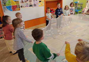 warsztaty sensoryczne w grupie krasnale