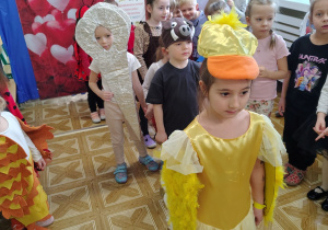 pokaz mody - prezentacja strojów