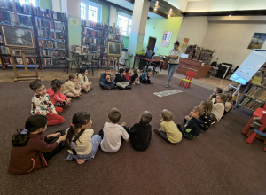 Warsztaty w Bibliotece Miejskiej "Tworzymy książki"