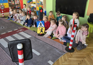 Autochodzik-zajęcia edukacyjne ze Strażą Miejską