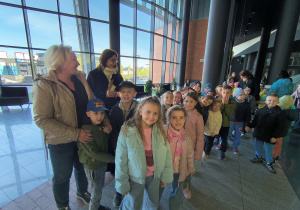 Zdjęcie grupowe podczas wycieczki do Planetarium EC1 w Łódzi