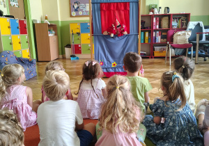 teatrzyk na temat bezpiecznych zachowań