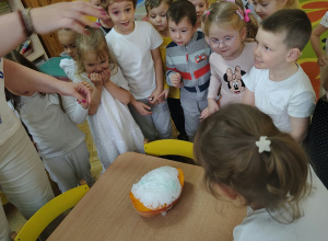 Dyniowy wulkan - jesienny eksperyment!