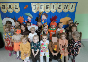 Grupa Krasnoludki na Balu Jesieni